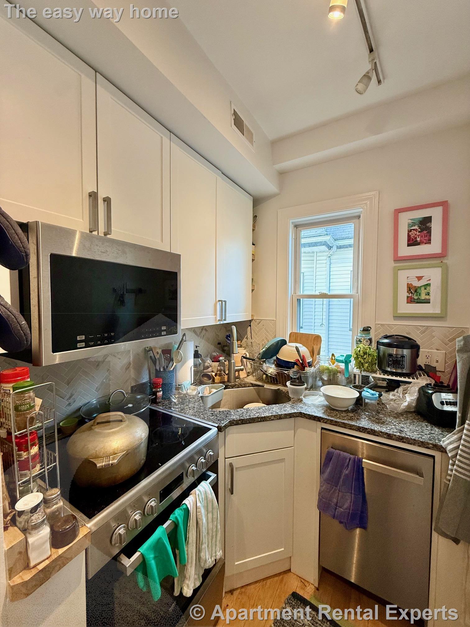 37 Spencer Ave, Davis Square