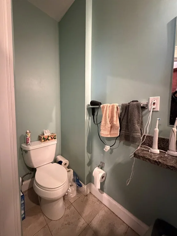 27 Essex St, The Port