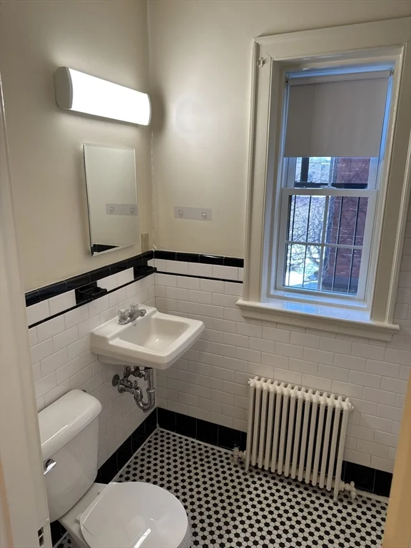 16 Columbian St, Weymouth