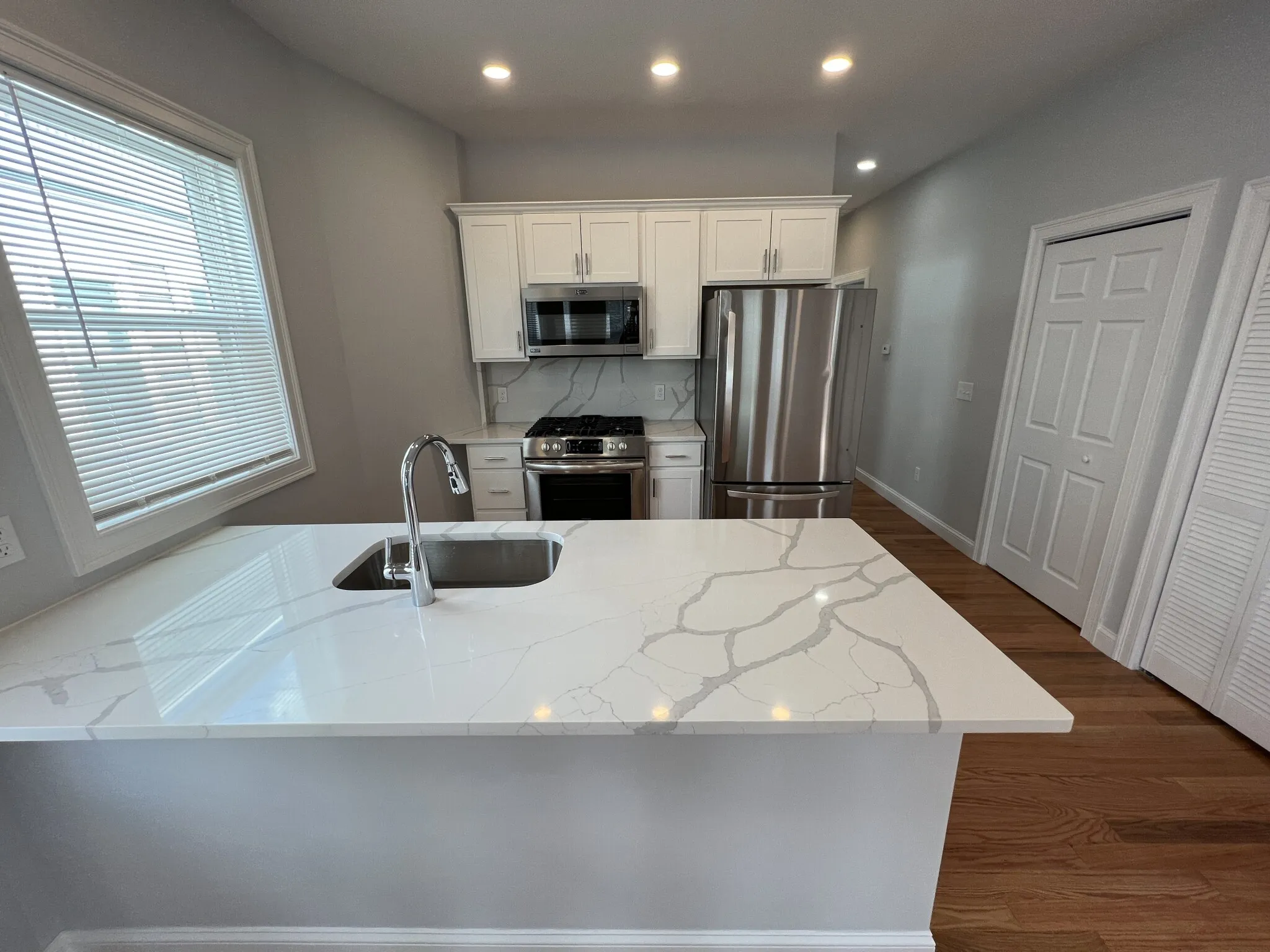 126 Cross St, East Somerville