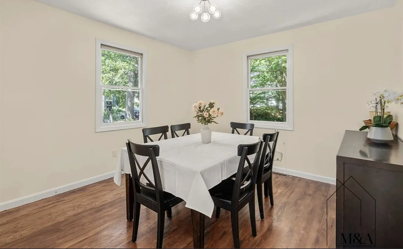 33 Furbush Rd, West Roxbury