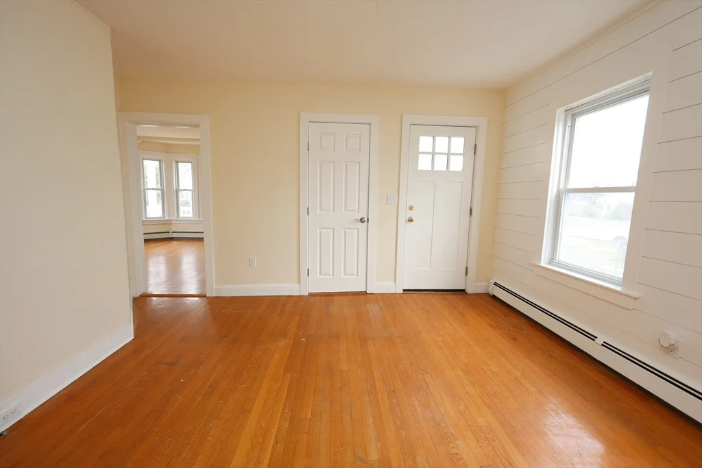 50 Atherton St, Stoughton