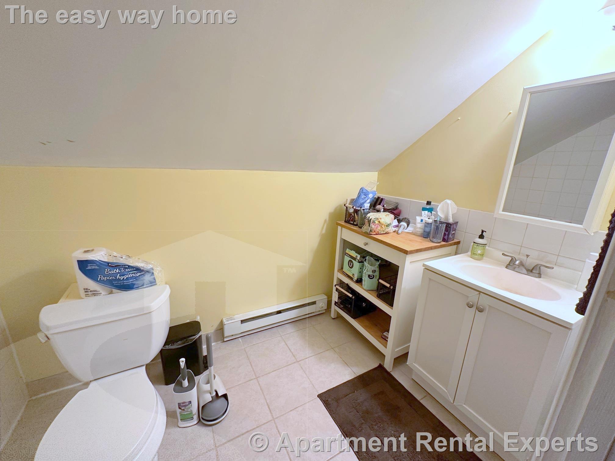 76 Hooker Ave, Teele Square