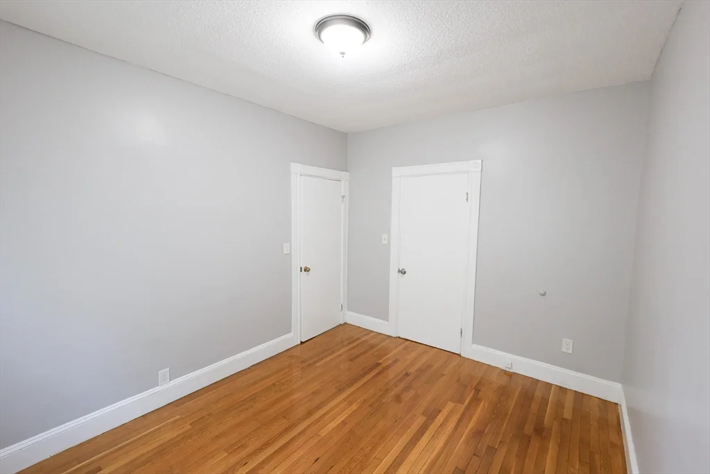 129 Draper St, Dorchester