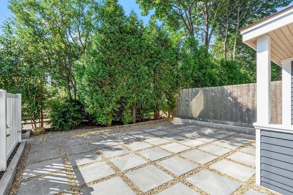 40 Atlantic Ave, Rockport