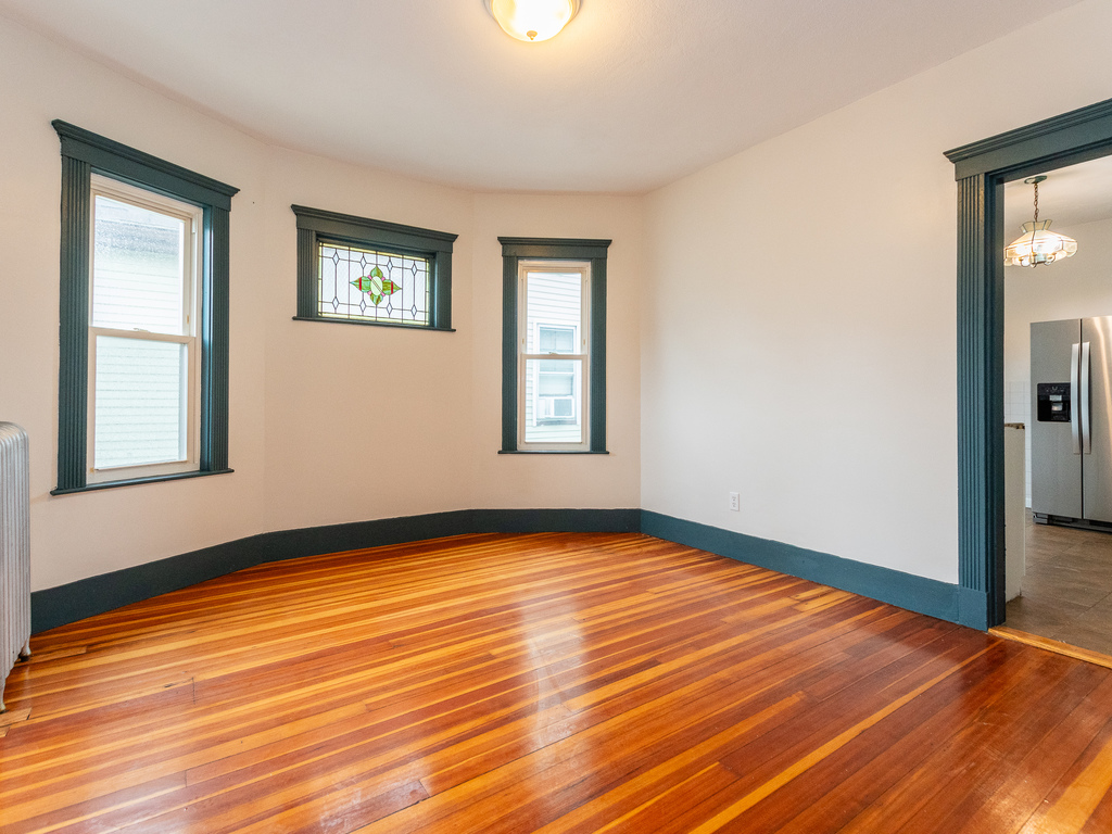 5 bed, 2 bath apartment for rent at 46 Shepton St Unit 2, Dorchester — photo 16 of 64
