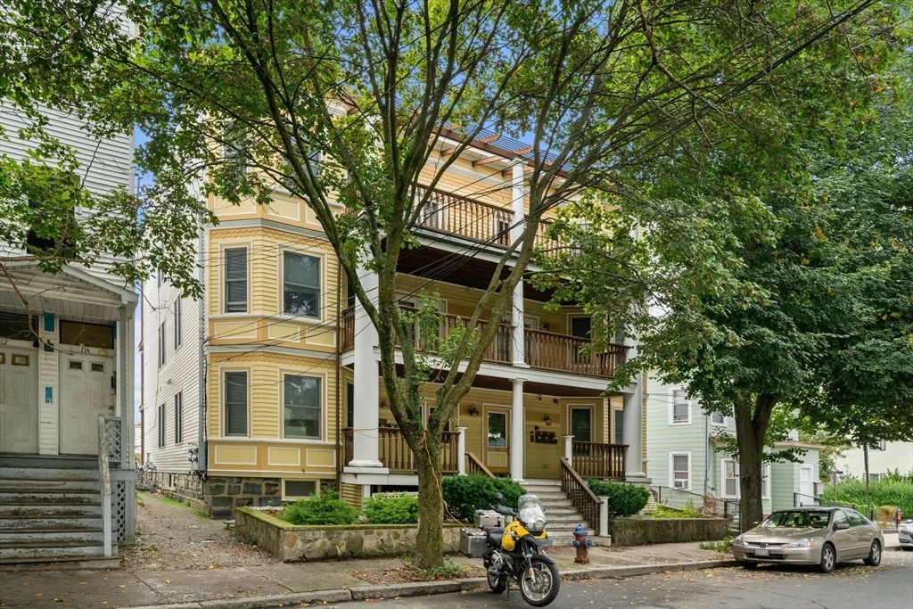 118 Perkins St, East Somerville