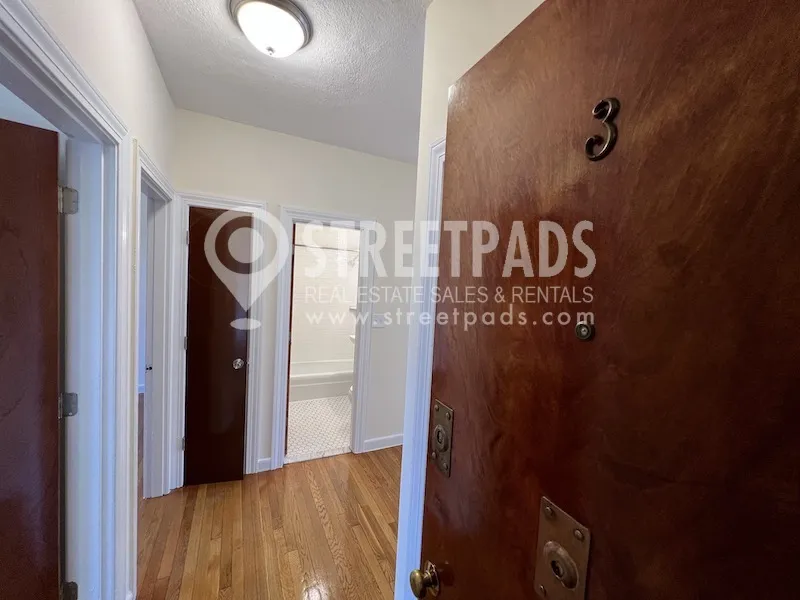 172 North Beacon St, Brighton