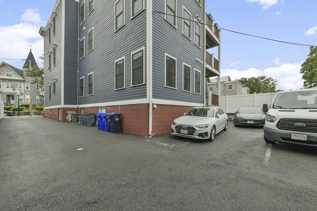 189 Trenton St, East Boston