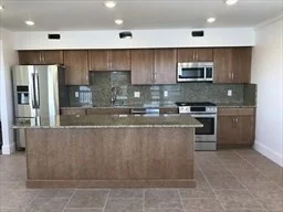 373 Crescent Ave, Chelsea