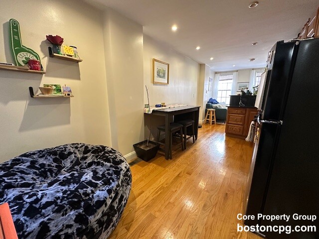 61 Joy St, Beacon Hill