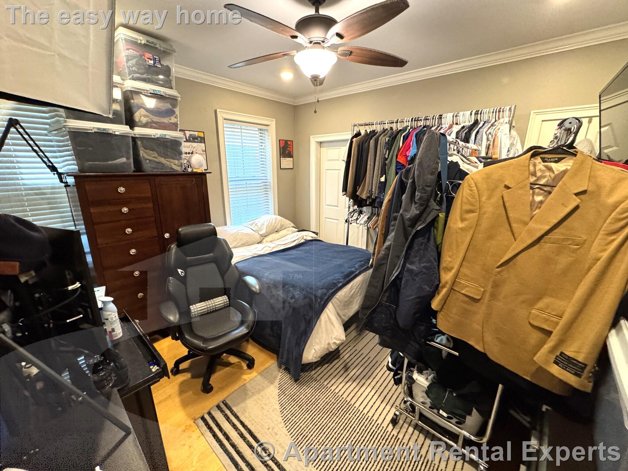 15 Orchard St, Porter Square