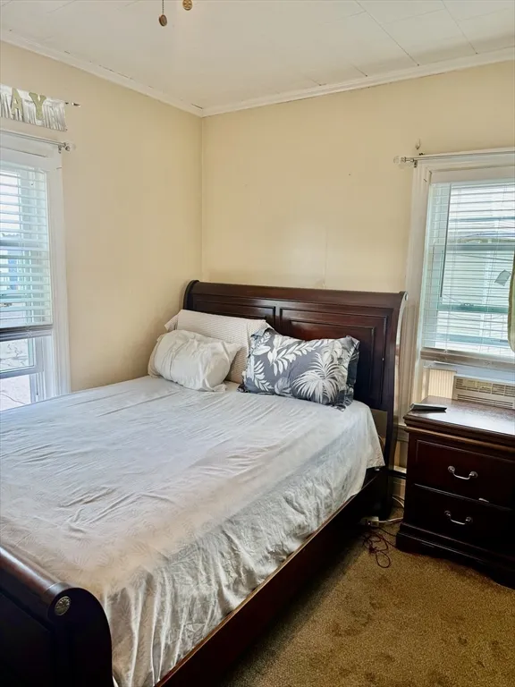 9 Newhall St, Lowell