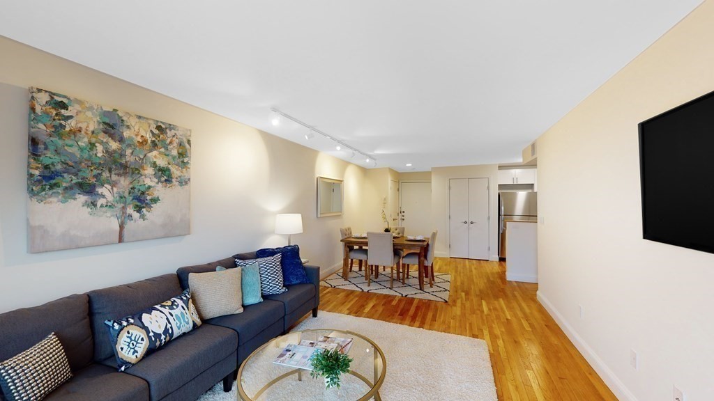 255 Beacon St, Somerville