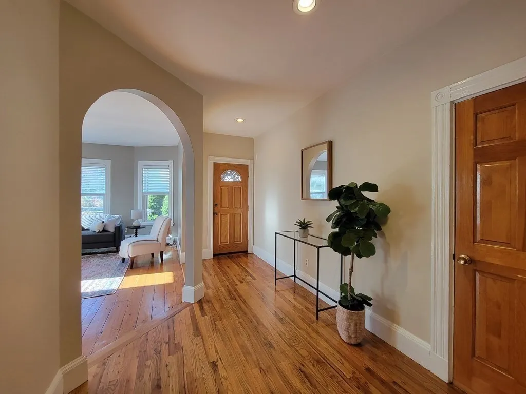 20 Forbes St, Jamaica Plain