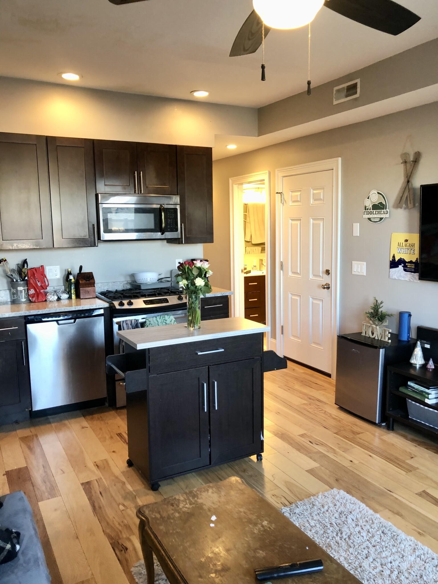 180 Hillside St, Mission Hill