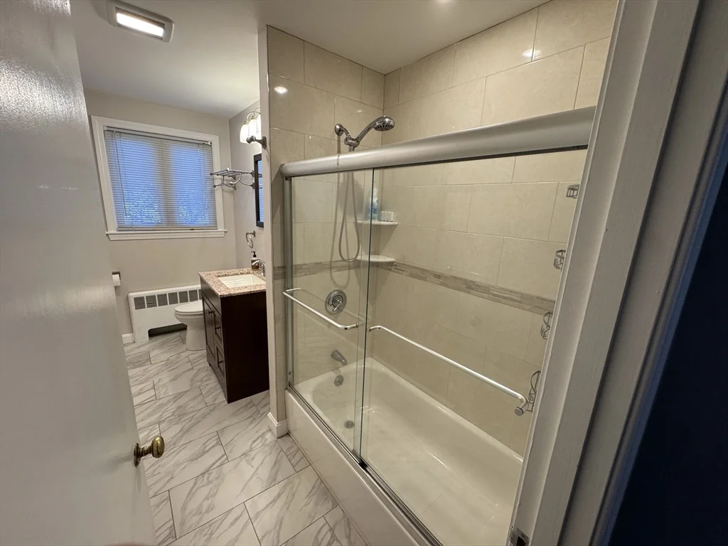 793 Dedham St, Newton