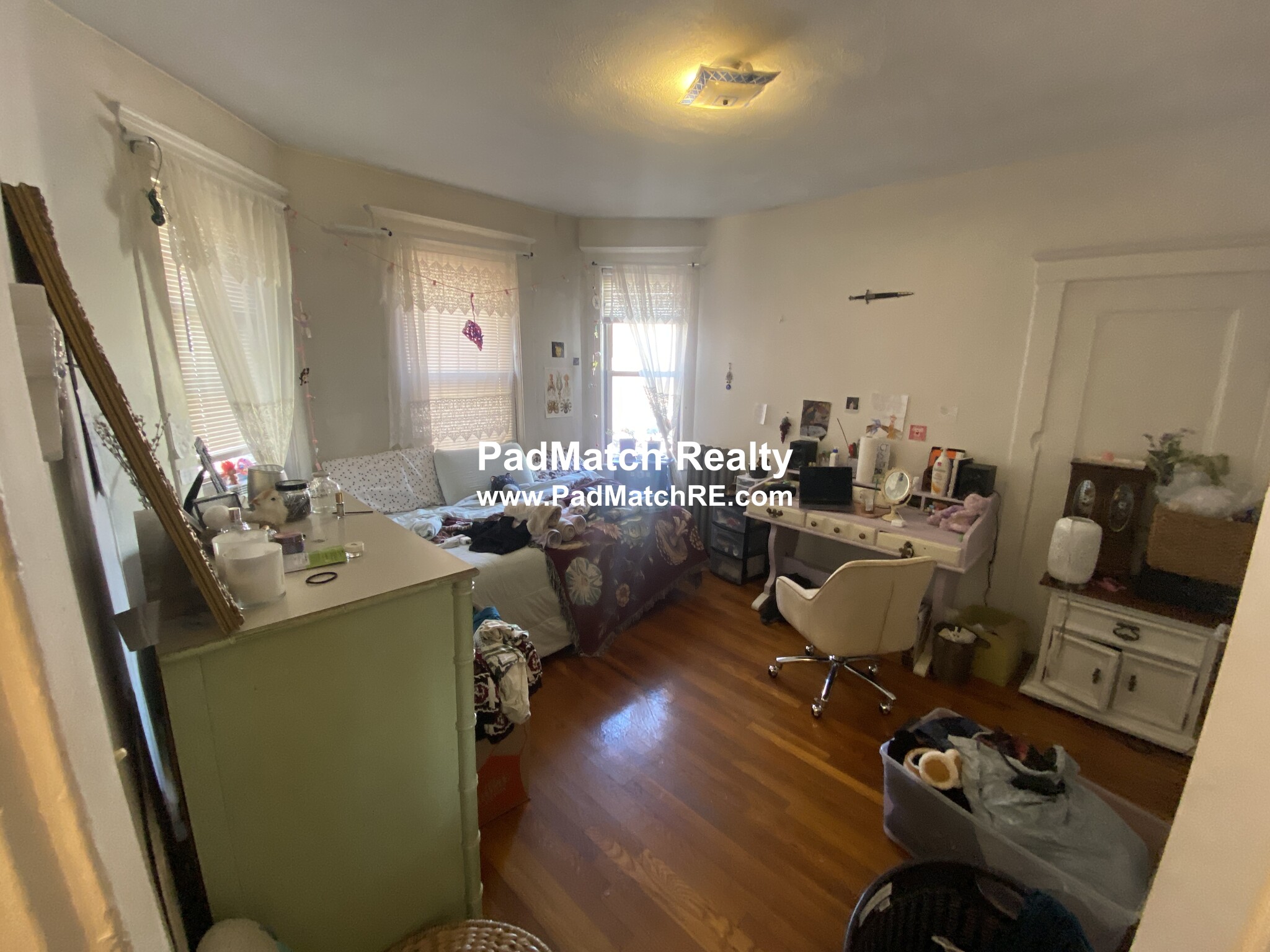 11 Scottfield Rd, Brighton