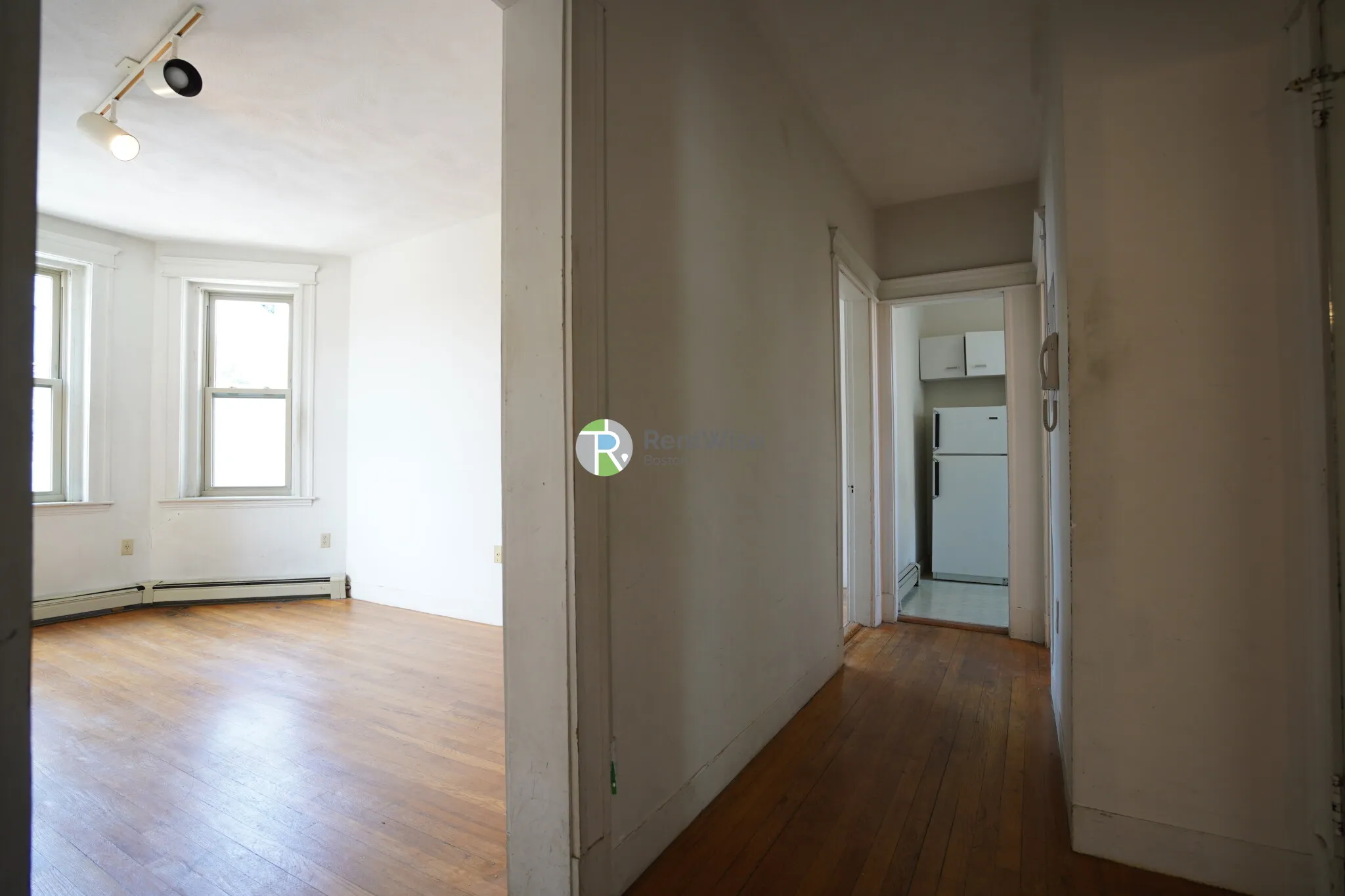 1677 Commonwealth Ave, Brighton