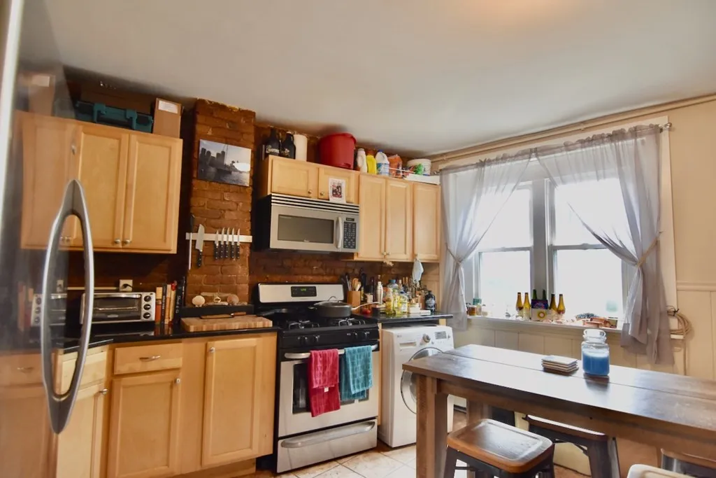 17 Savin Hill Ave, Dorchester