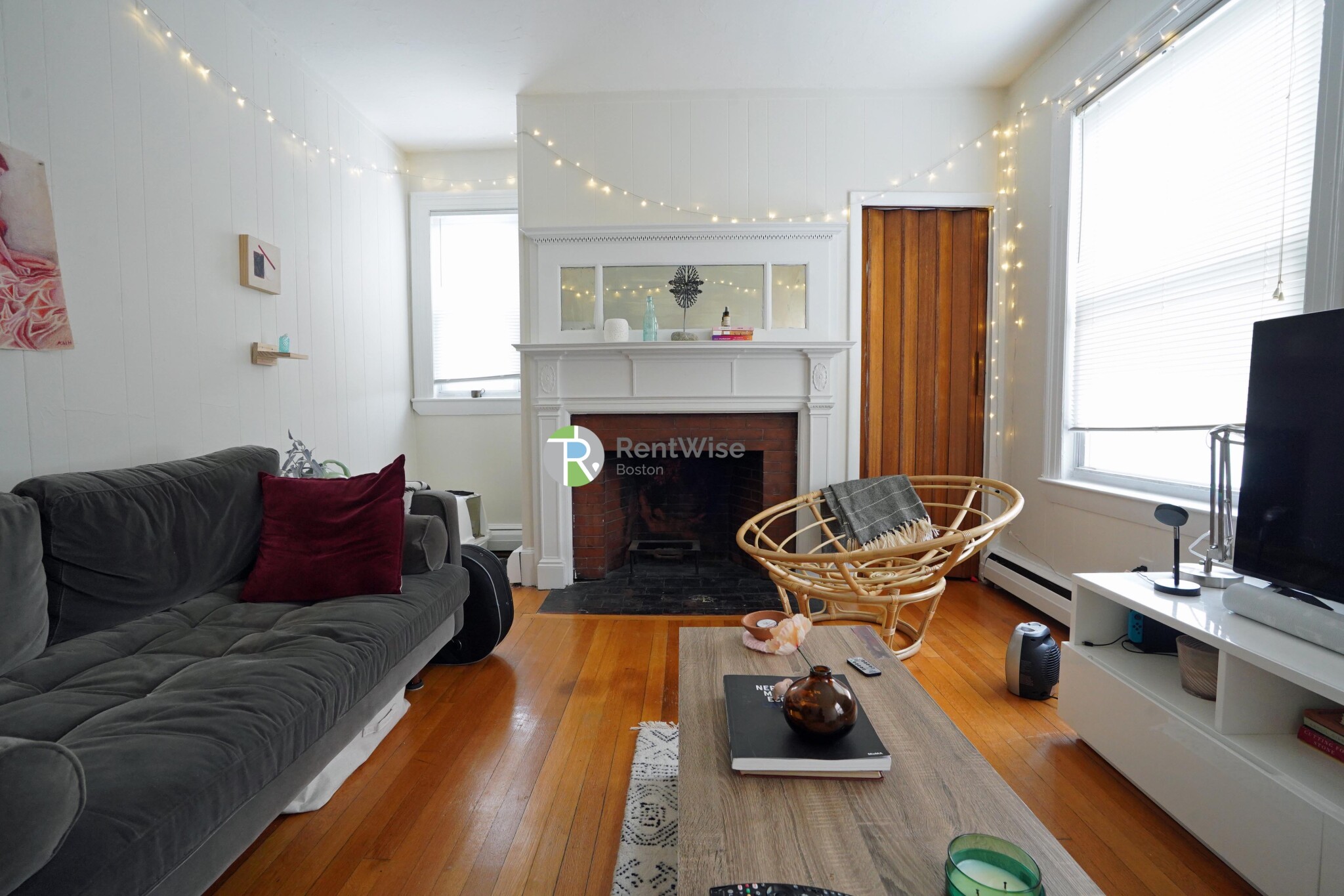 1 Ashford Ct, Allston