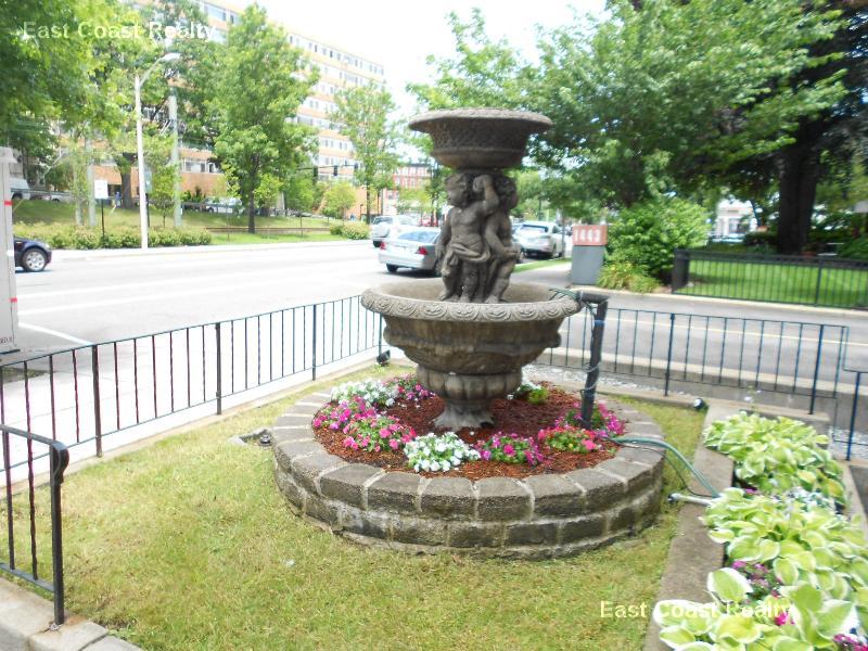 1455 Beacon St, Griggs Park