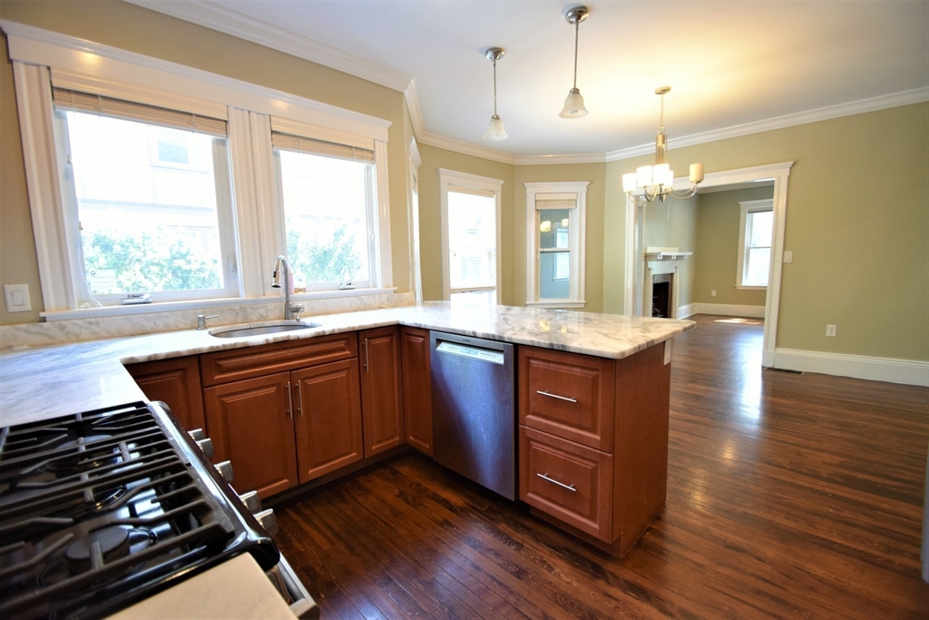 179 Tremont St, Newton Corner