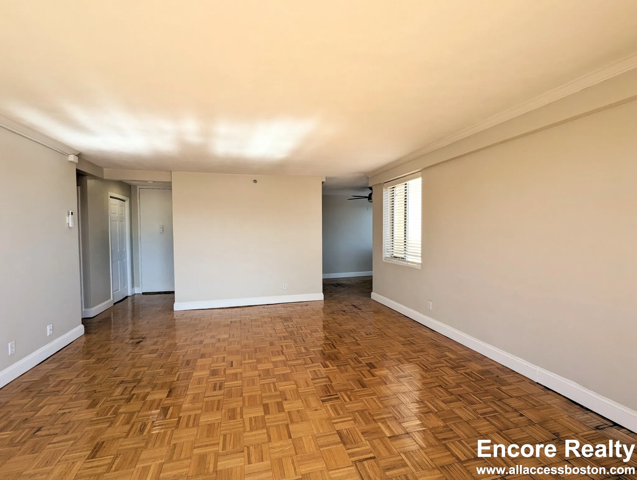 1530 Beacon St, Corey Hill