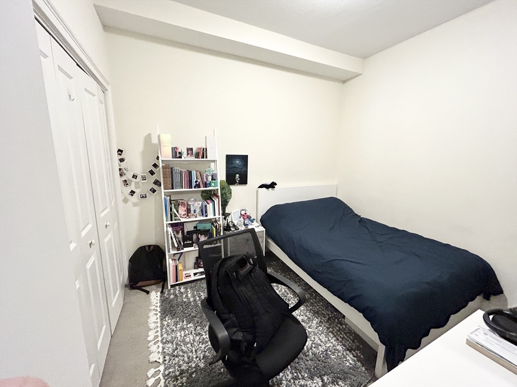 81 Amory St, Jamaica Plain