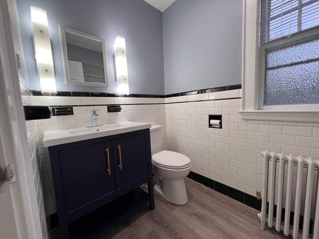 20-22 Randall Ave, Weymouth