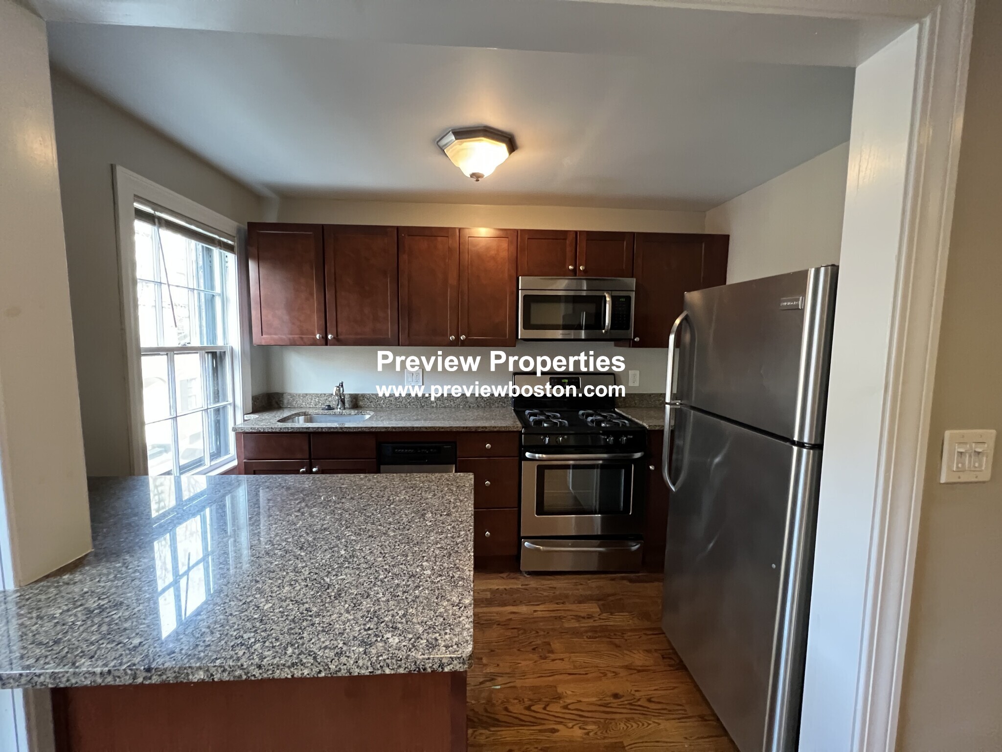 26 Fayette St, Back Bay