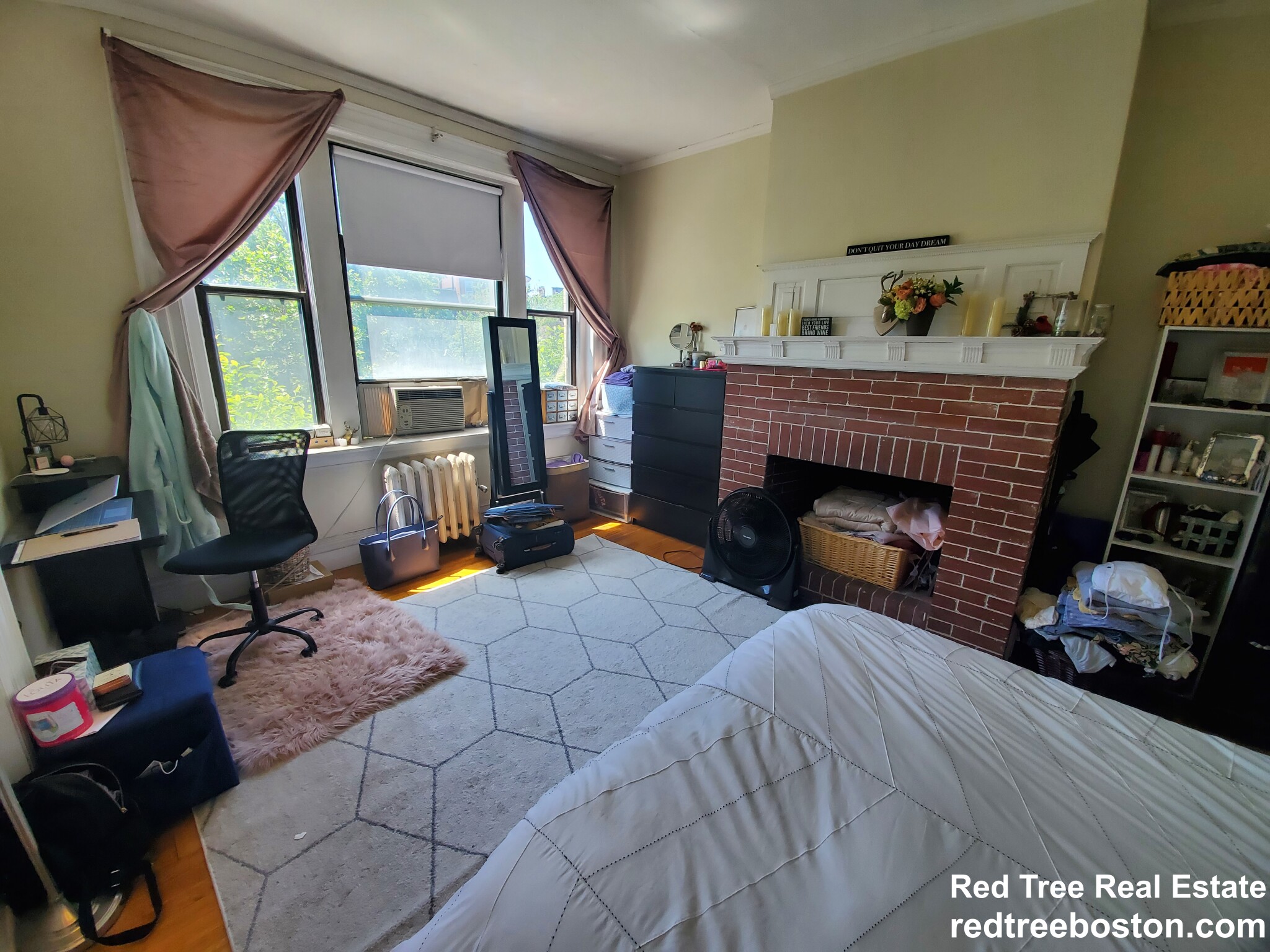 1688 Beacon St, Brookline