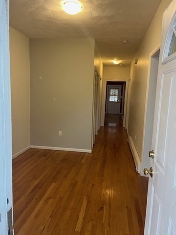 68 Kenmere Rd, Medford