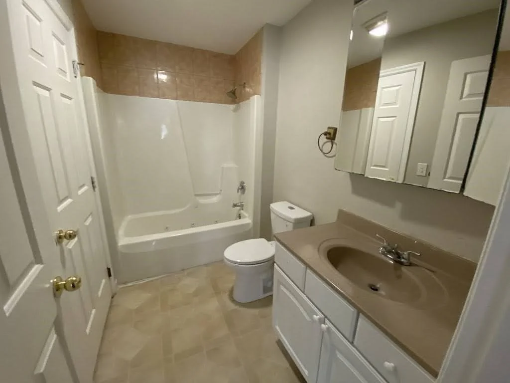 37 Glen Ave, Chelmsford