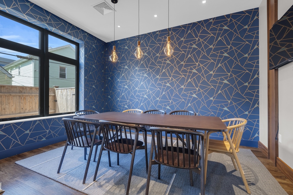 70 Leo Birmingham Pkwa, Brighton