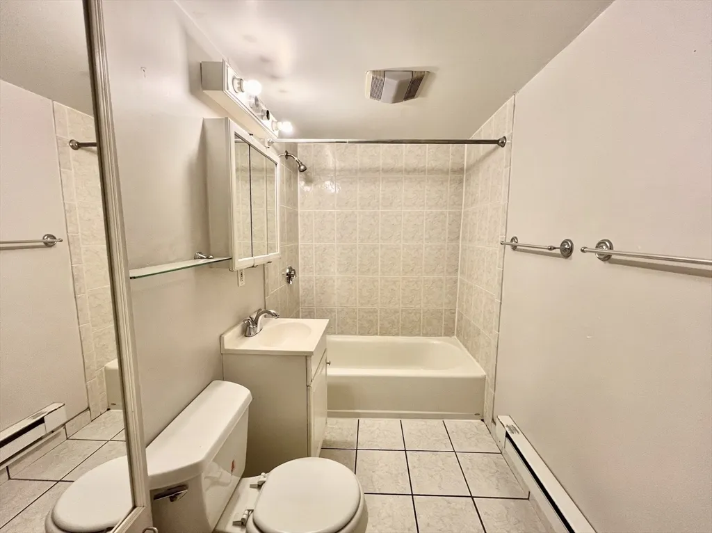 337 Beacon St, Back Bay