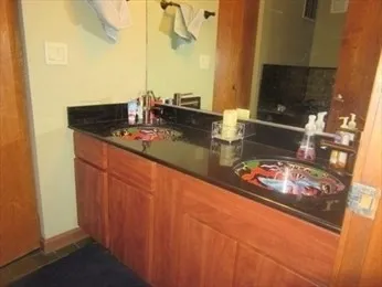 35 Oceanside Dr, Hull