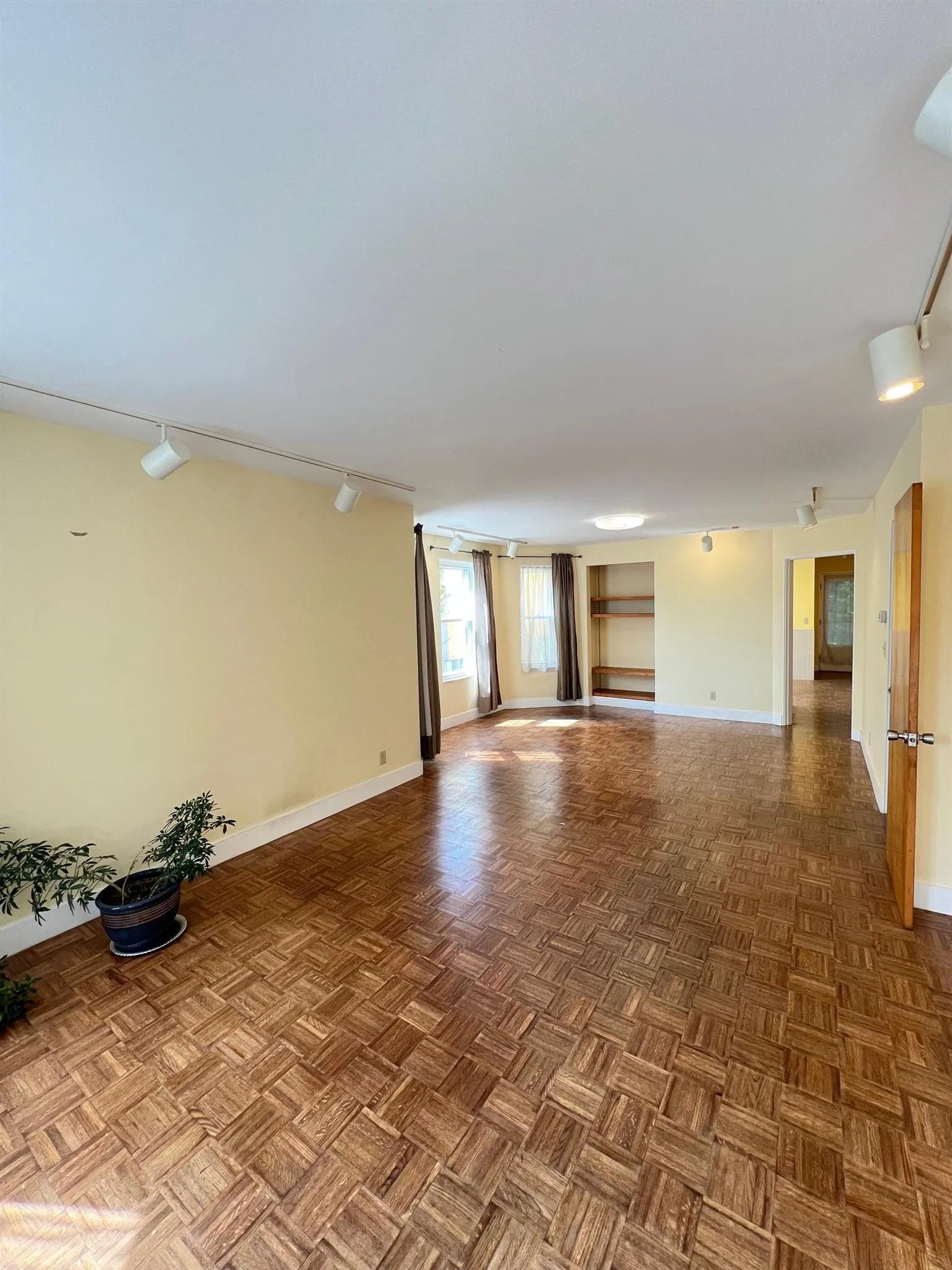 10 Packard Ave, Teele Square