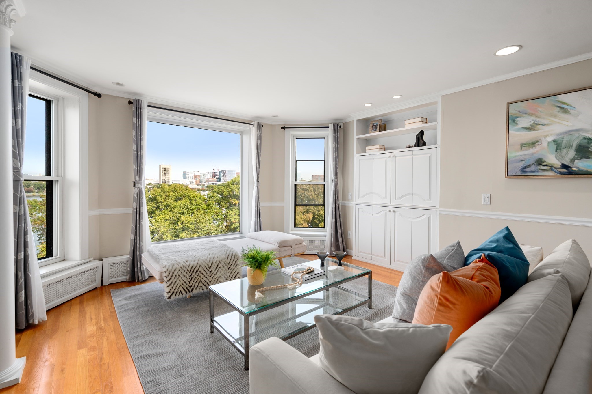 458 Beacon St, Back Bay