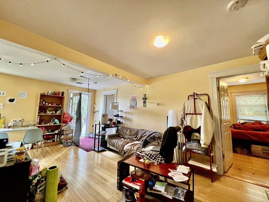 13 Centre St, Roxbury