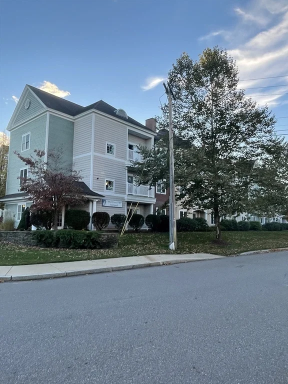 5 Woodman Way, Newburyport