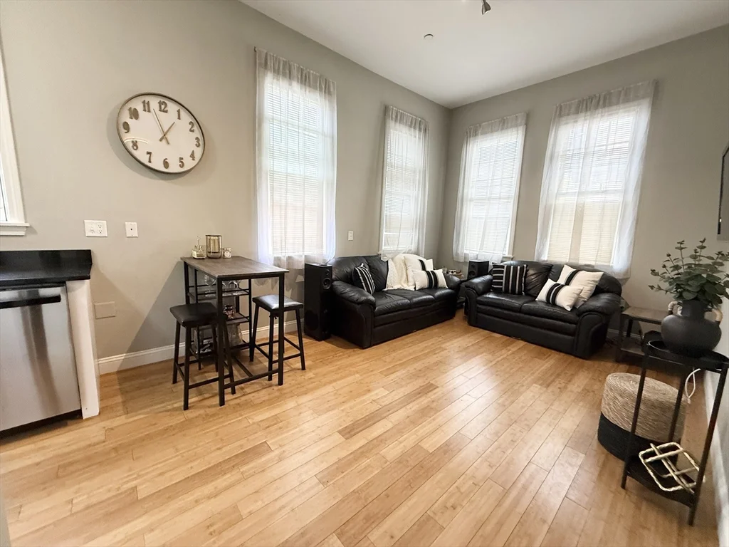 195 West 3rd St, South Boston