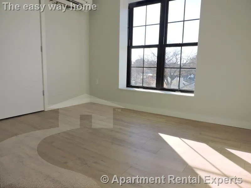 10 Soden St, Central Square