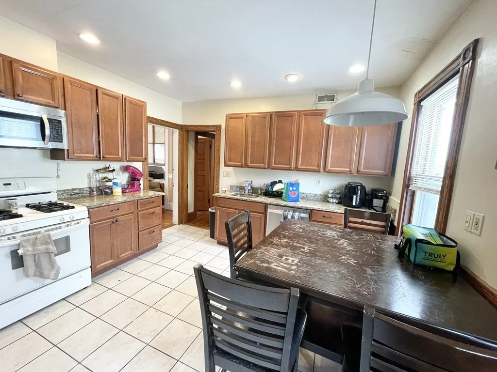 18 Romsey St, Dorchester