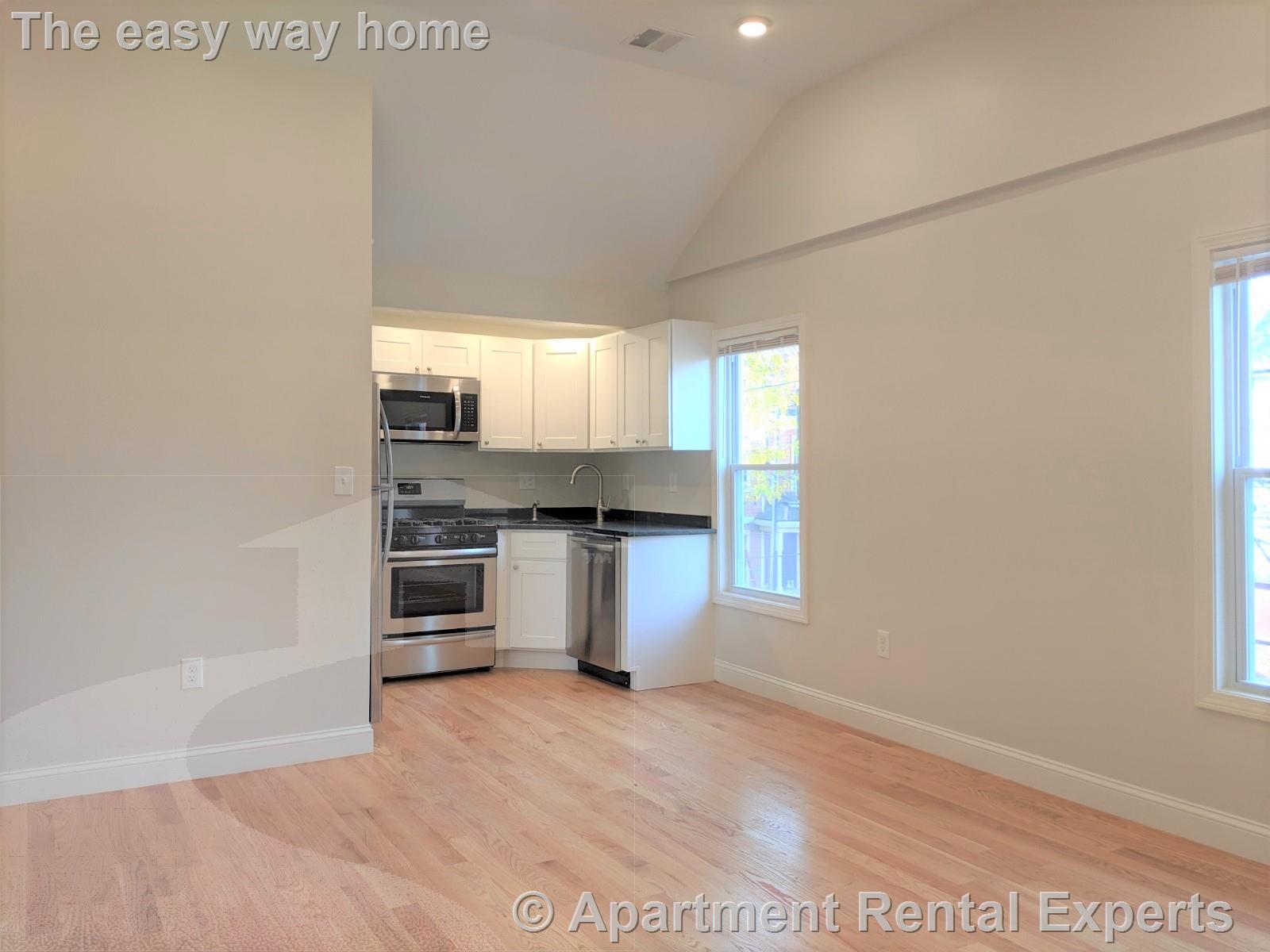 44 Cogswell Ave, Porter Square