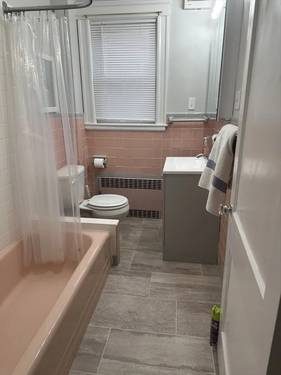 36 Raymond Ave, Salem