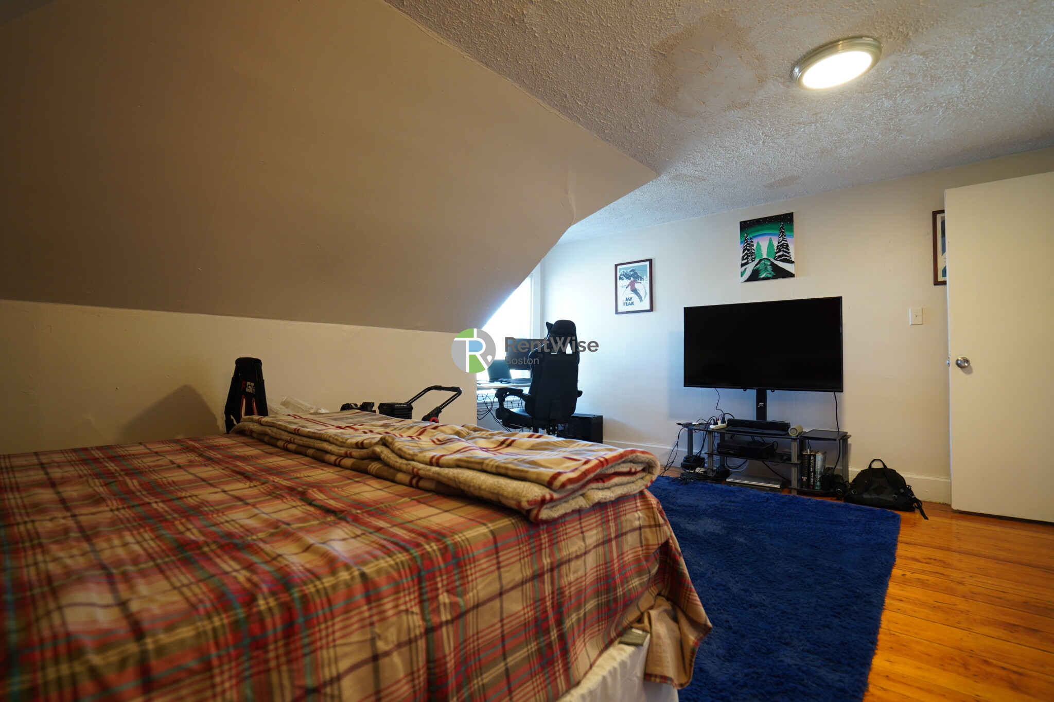 25 Pratt St, Allston