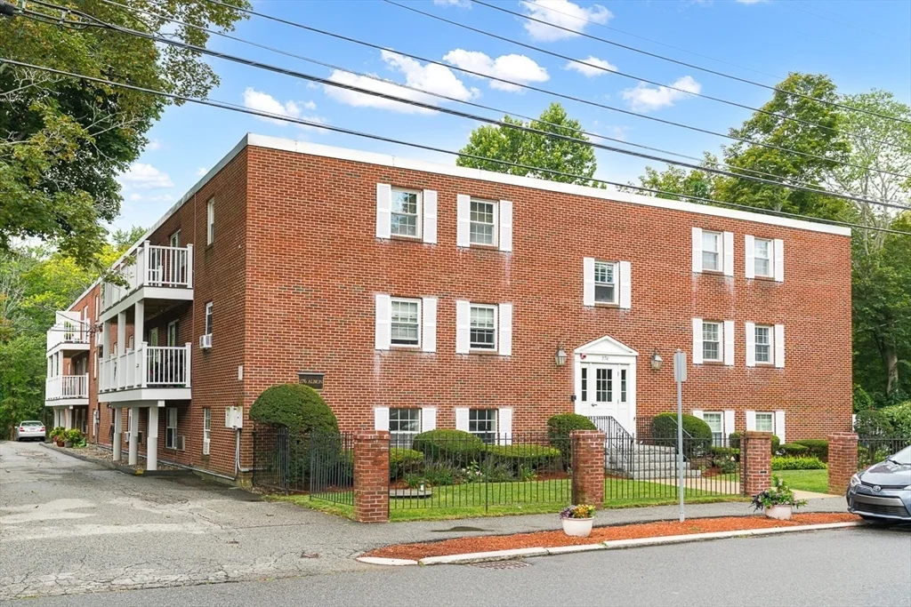 276 Albion St, Wakefield