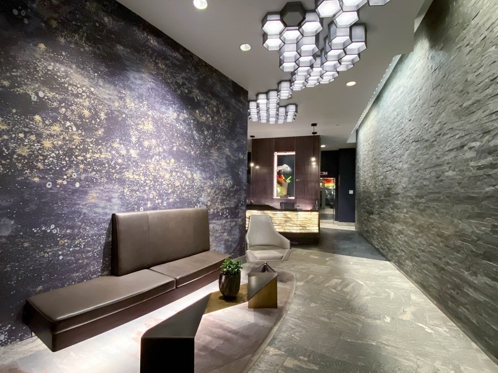 110 Stuart St, Back Bay