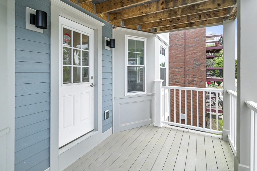 650 Hyde Park Ave, Roslindale